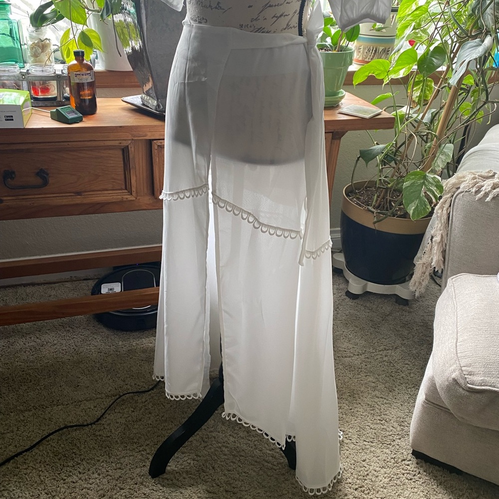Last One Adorable White Ruffle Split Skirt Set - Picture 10 of 12